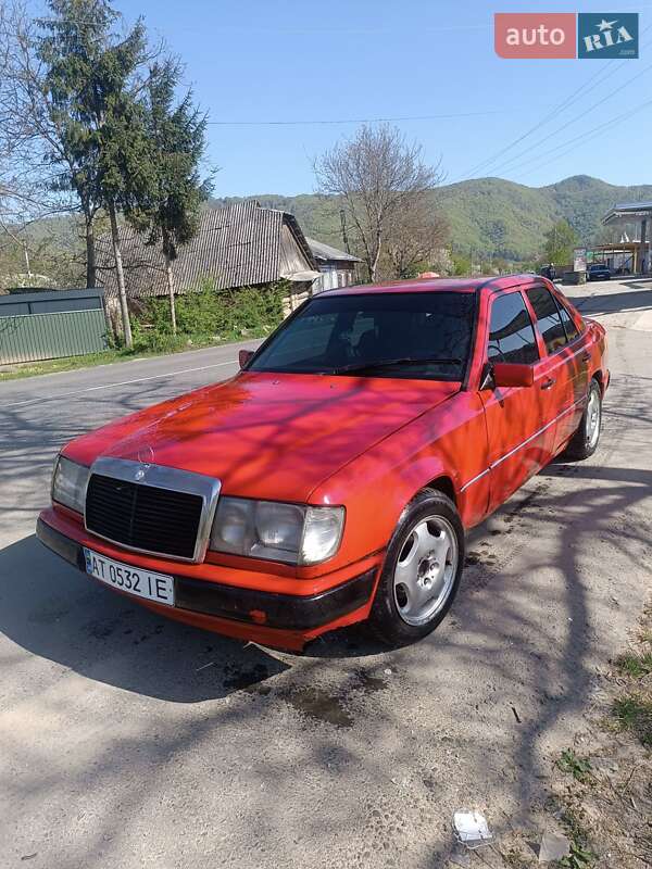Седан Mercedes-Benz E-Class 1988 в 