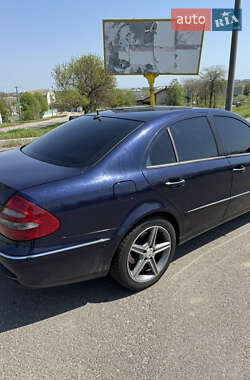 Седан Mercedes-Benz E-Class 2005 в 