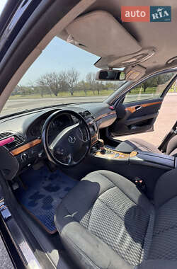 Седан Mercedes-Benz E-Class 2005 в 