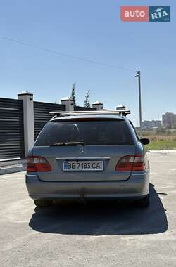 Універсал Mercedes-Benz E-Class 2003 в 