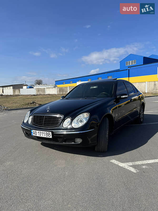 Седан Mercedes-Benz E-Class 2002 в Хмельнике фото 37 Седан Mercedes-Benz E-Class 2002 в Хмельнике