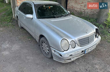 Седан Mercedes-Benz E-Class 2000 в Калинівці