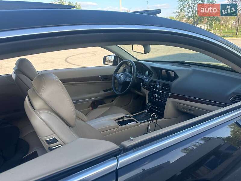 Купе Mercedes-Benz E-Class 2010 в Запоріжжі