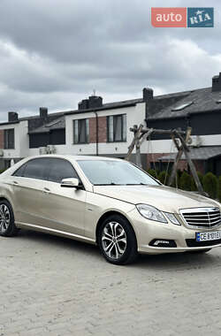 Седан Mercedes-Benz E-Class 2010 в 
