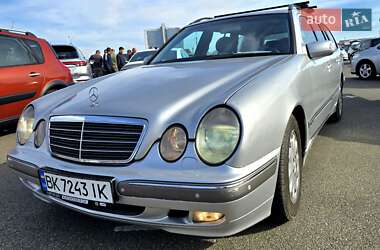 Универсал Mercedes-Benz E-Class 2001 в 