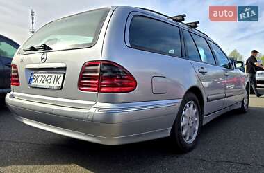Универсал Mercedes-Benz E-Class 2001 в 