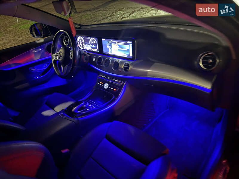 Седан Mercedes-Benz E-Class 2018 в Черкассах