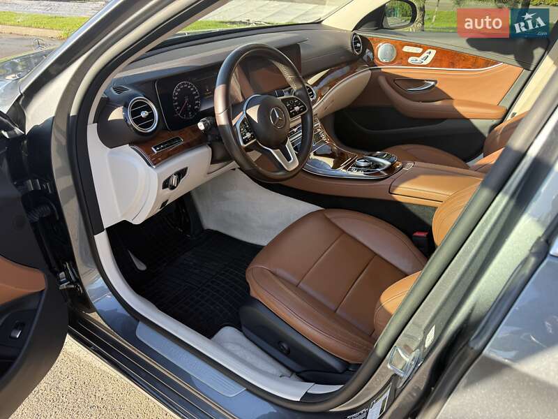 Универсал Mercedes-Benz E-Class 2018 в Киеве