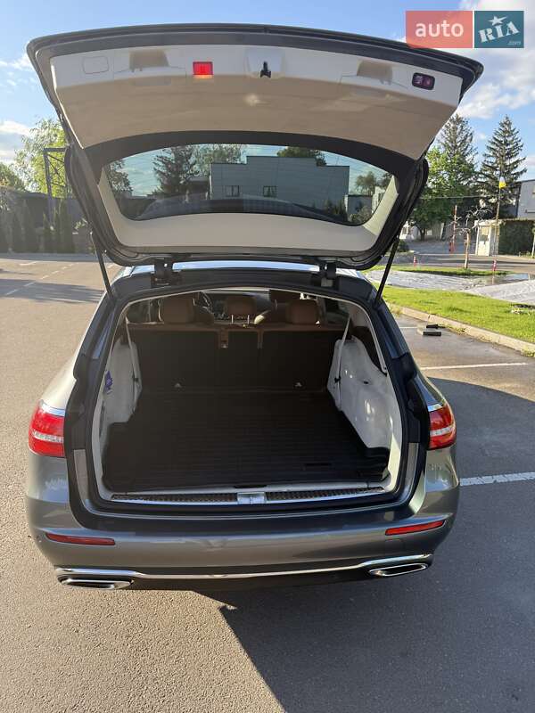 Универсал Mercedes-Benz E-Class 2018 в Киеве
