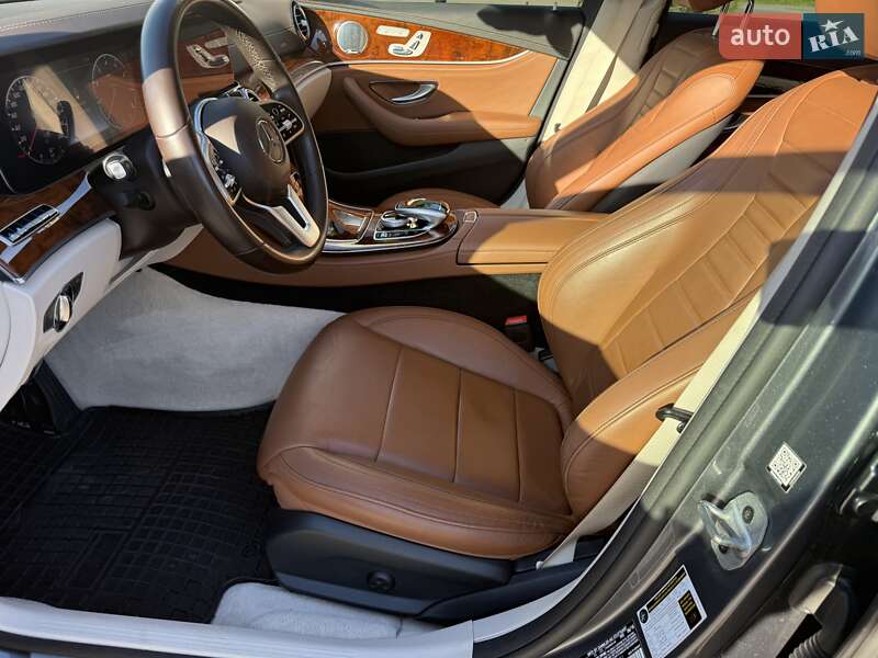 Универсал Mercedes-Benz E-Class 2018 в Киеве