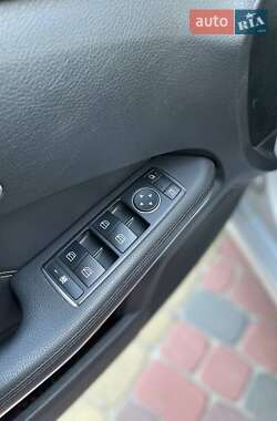 Универсал Mercedes-Benz E-Class 2015 в 