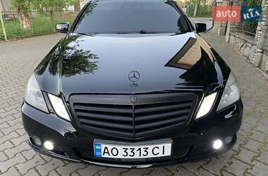 Седан Mercedes-Benz E-Class 2009 в Надвірній