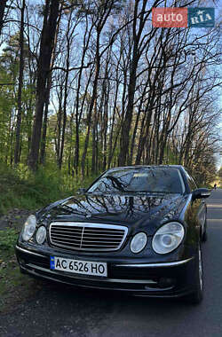 Седан Mercedes-Benz E-Class 2003 в 