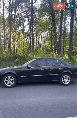 Седан Mercedes-Benz E-Class 2003 в 