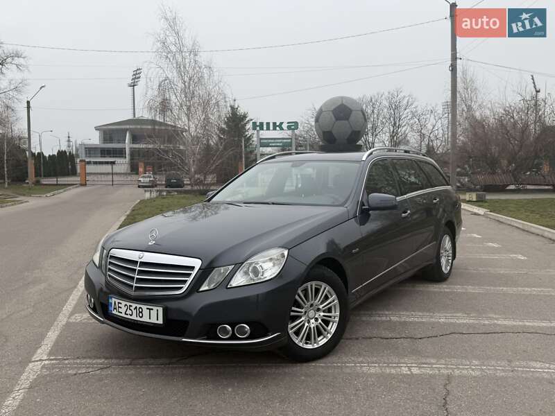 Универсал Mercedes-Benz E-Class 2010 в Александрие
