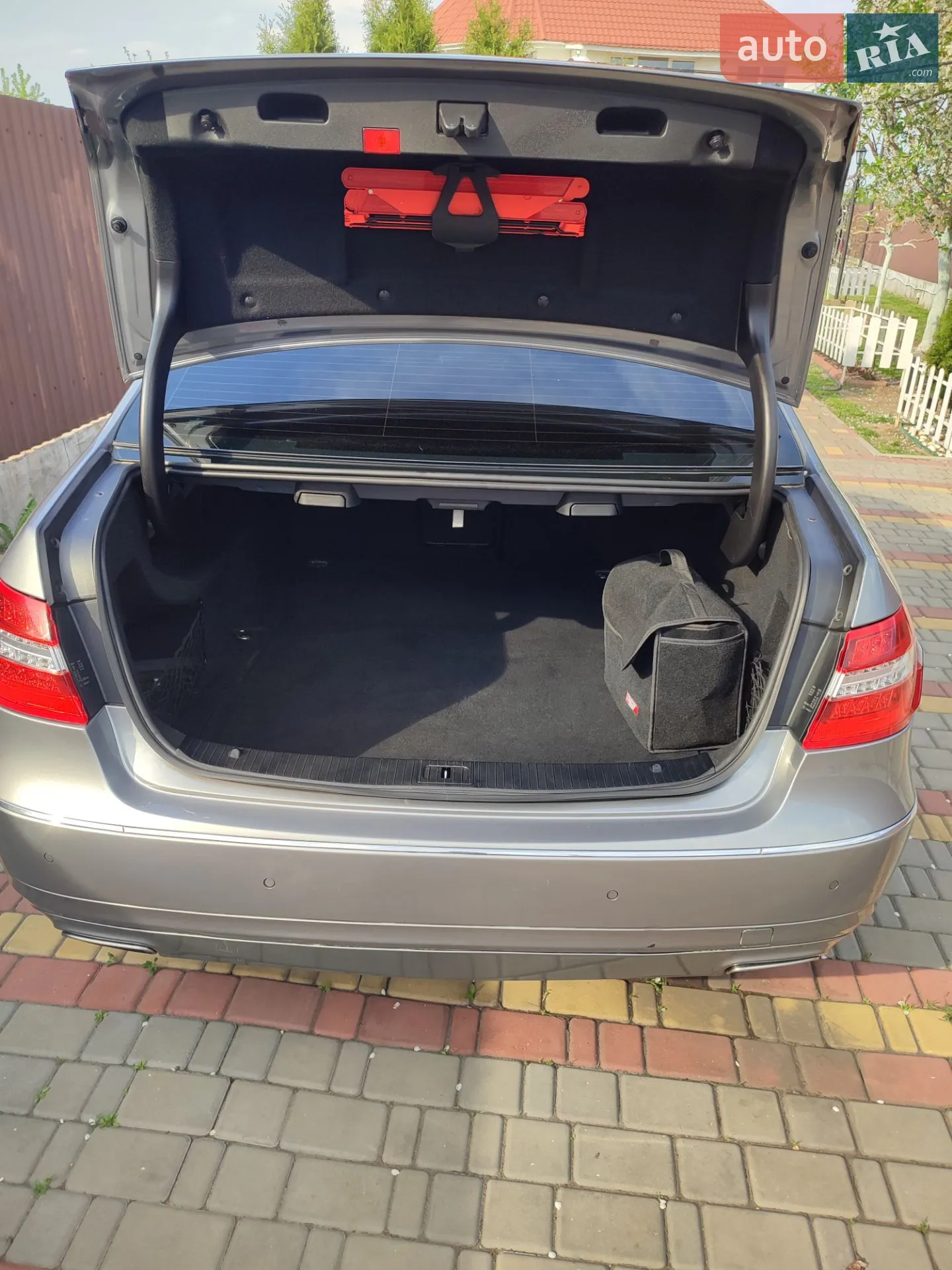 2011 Mercedes-Benz E-klasse - мініатюра 9