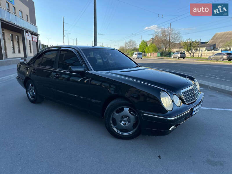 Седан Mercedes-Benz E-Class 1996 в Белой Церкви
