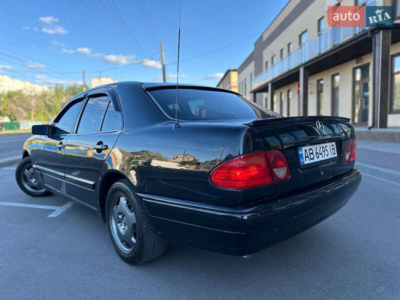 Седан Mercedes-Benz E-Class 1996 в Белой Церкви