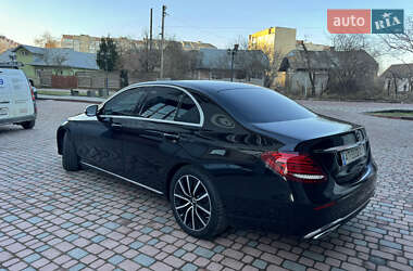 Седан Mercedes-Benz E-Class 2016 в 