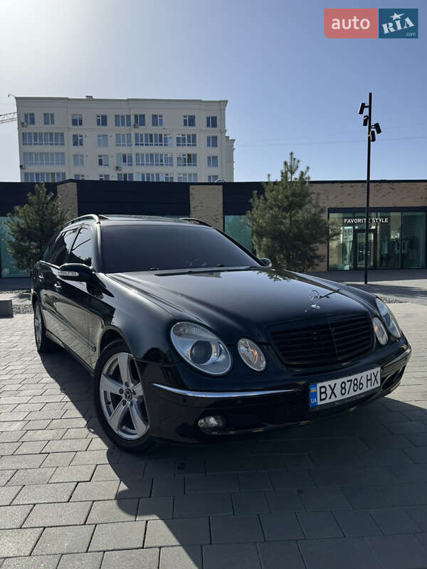 Универсал Mercedes-Benz E-Class 2005 в 