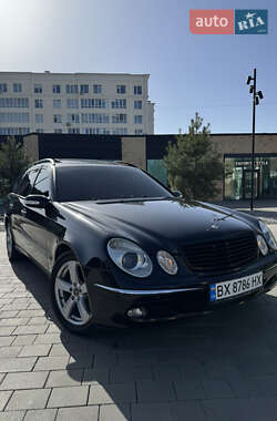 Универсал Mercedes-Benz E-Class 2005 в 
