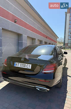Седан Mercedes-Benz E-Class 2016 в 