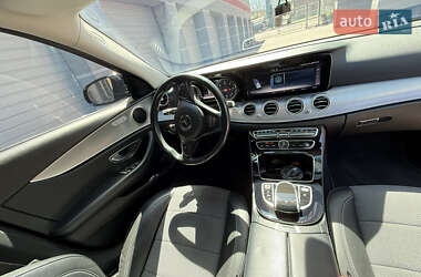 Седан Mercedes-Benz E-Class 2016 в 