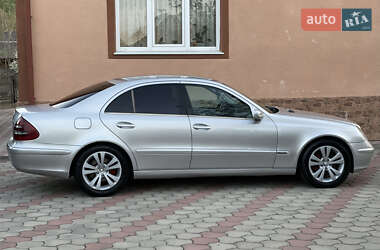 Седан Mercedes-Benz E-Class 2003 в 