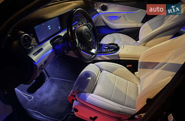 Седан Mercedes-Benz E-Class 2016 в 
