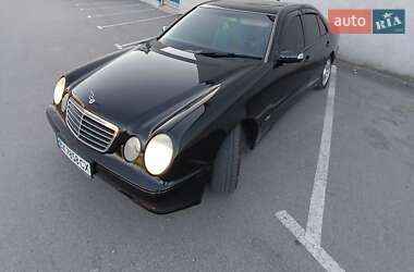 Седан Mercedes-Benz E-Class 2001 в 