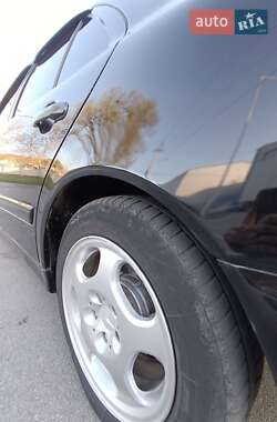 Седан Mercedes-Benz E-Class 2001 в 