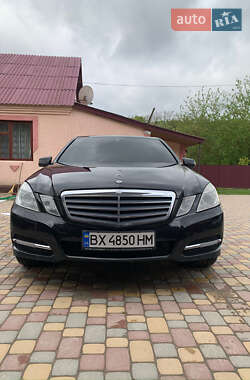 Седан Mercedes-Benz E-Class 2012 в 