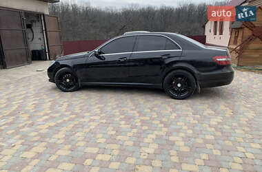 Седан Mercedes-Benz E-Class 2012 в 