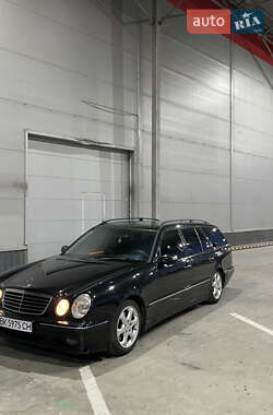 Універсал Mercedes-Benz E-Class 2001 в 
