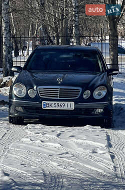 Седан Mercedes-Benz E-Class 2002 в 