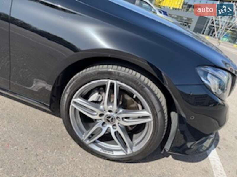 Седан Mercedes-Benz E-Class 2019 в Киеве