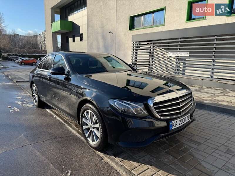 Седан Mercedes-Benz E-Class 2019 в Киеве