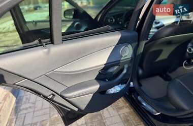 Седан Mercedes-Benz E-Class 2019 в 