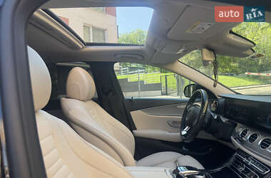 Седан Mercedes-Benz E-Class 2016 в 