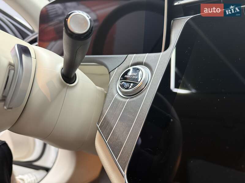Седан Mercedes-Benz E-Class 2024 в Киеве