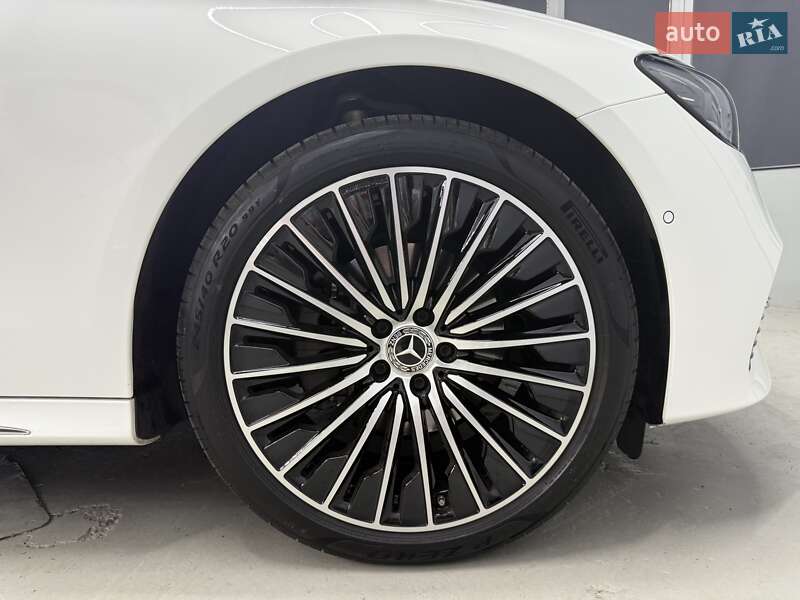 Седан Mercedes-Benz E-Class 2024 в Киеве