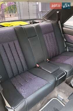 Купе Mercedes-Benz E-Class 1993 в 
