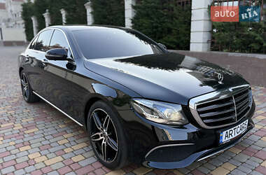Седан Mercedes-Benz E-Class 2016 в 