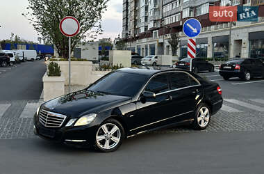 Седан Mercedes-Benz E-Class 2012 в 