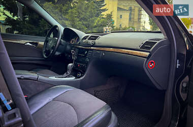 Седан Mercedes-Benz E-Class 2004 в 