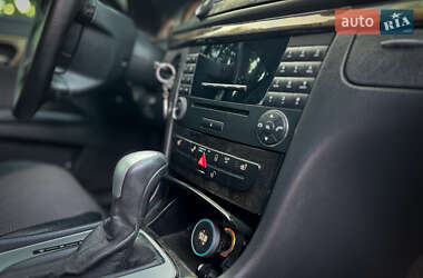 Седан Mercedes-Benz E-Class 2004 в 