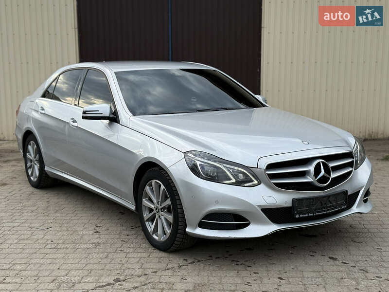 Седан Mercedes-Benz E-Class 2014 в 