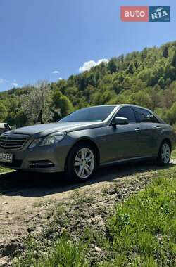 Седан Mercedes-Benz E-Class 2011 в 