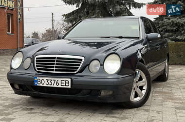 Седан Mercedes-Benz E-Class 2000 в Кременці