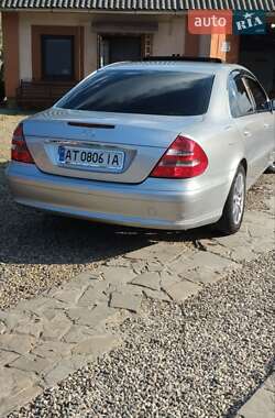 Седан Mercedes-Benz E-Class 2003 в 